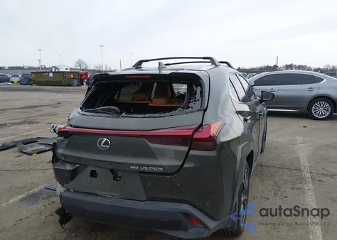 2023 Lexus Ux 250H Premium z USA, uszkodzony, nr VIN JTHP9JBHXP2066792